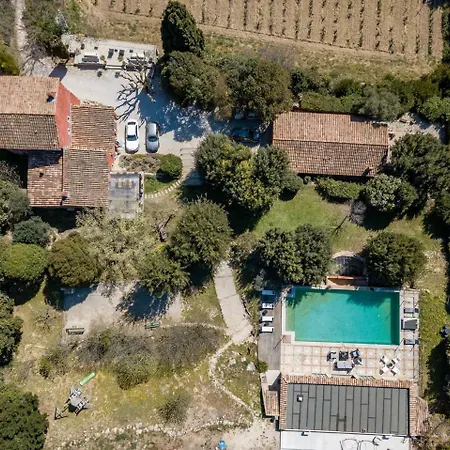 Propriete Avec Piscine Au Coeur Des Vignes De Villa