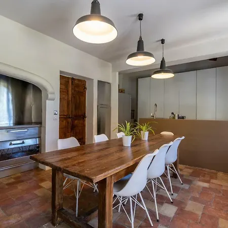 Propriete Avec Piscine Au Coeur Des Vignes De Villa *